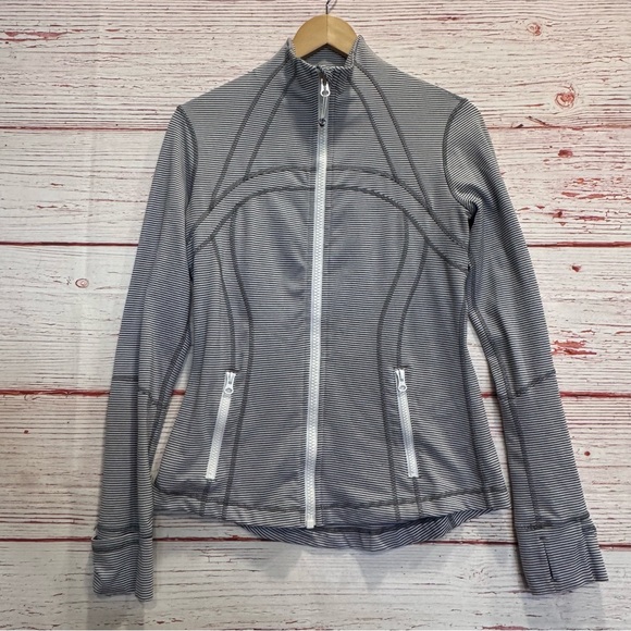 Lululemon Define Jacket in Tonka Stripe Heathered Slate White Sz 8 - Picture 3 of 15